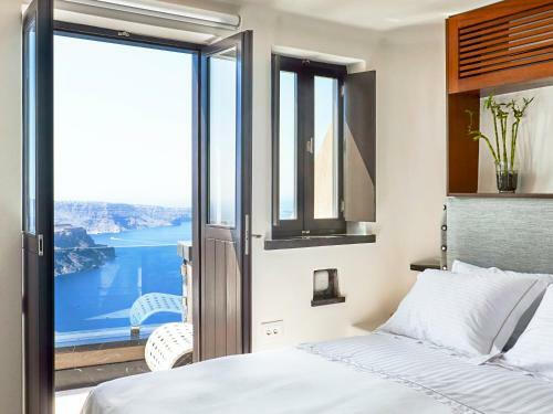 Luxury Villa Blue Dome Santorini
