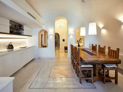 Luxury Villa Blue Dome Santorini