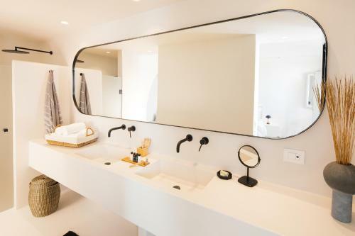Hotel Akra Suites
