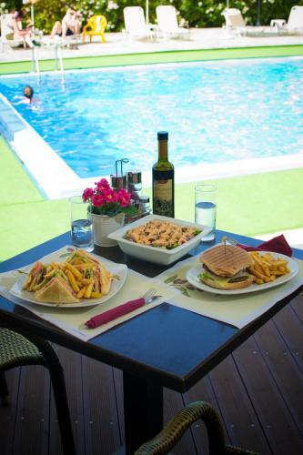 Margarita Aparthotel