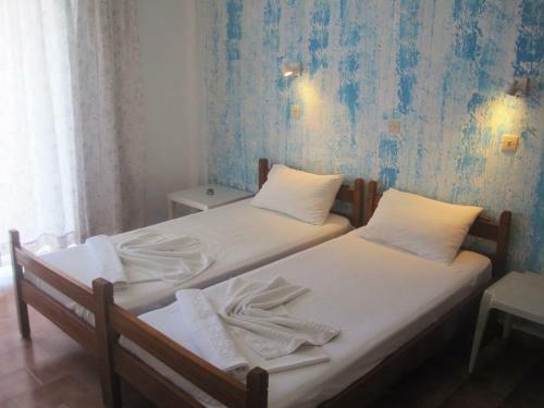 Anetta Apartments