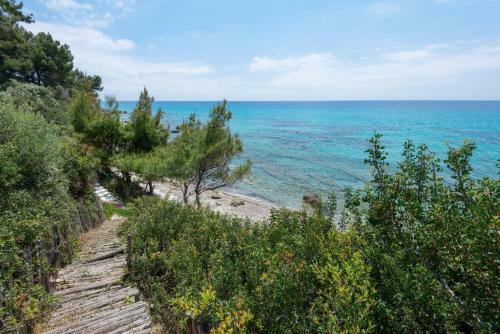 Beachfront Villa Posidi