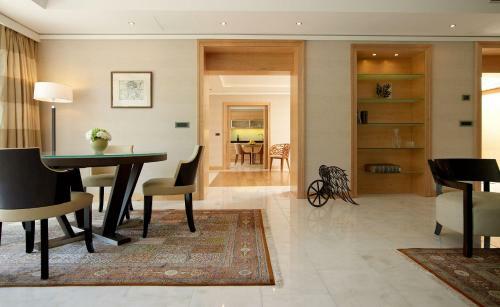 Hotel Abav2 Suites By Rodos Palace