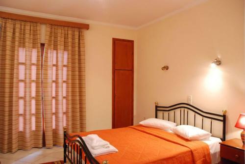 Hostal Sfaragoulias Inn