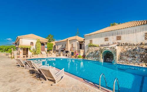 Garden Village Studios & Apartments