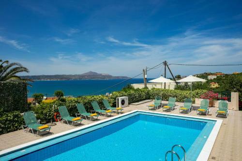 Villa Katerina & Margarita With Heated Pool