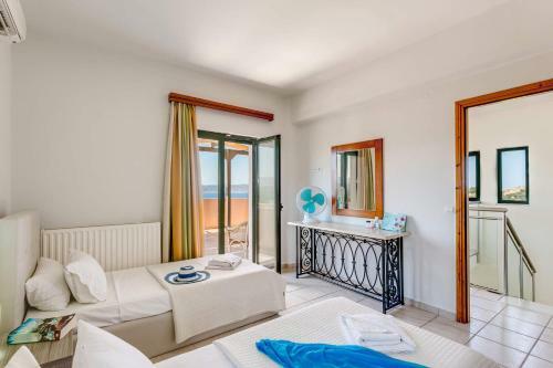 Villa Katerina & Margarita With Heated Pool