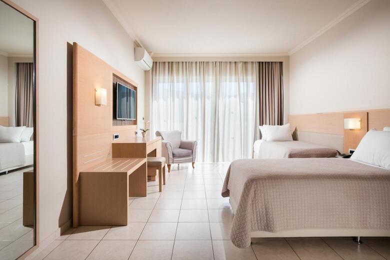 Hotel Atlantica Porto Bello Royal