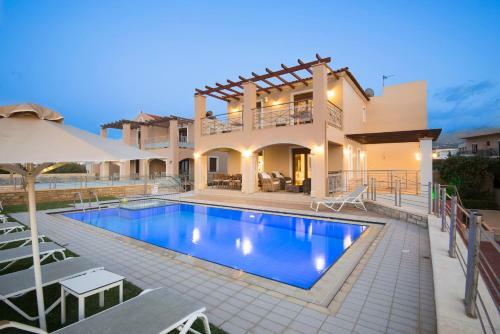 Irida Villa