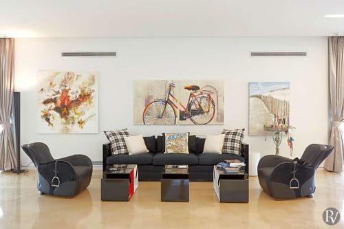 Kastro Villa Sleeps 18 With Pool And Air Con