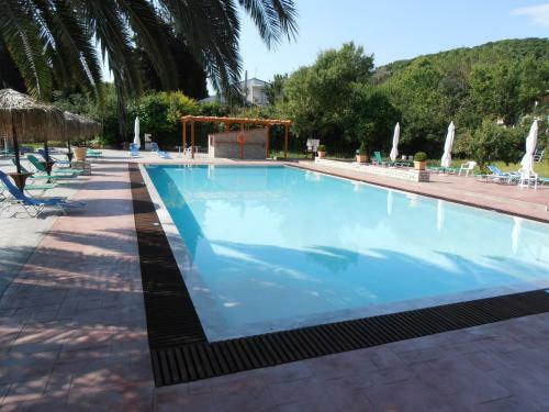 Hotel Frosini Gardens