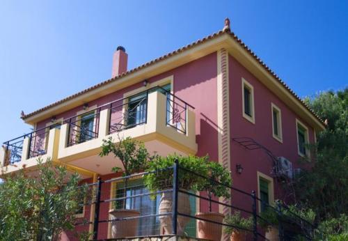 Villa In Kato Kateleios Sleeps 7 With Pool And Air Con