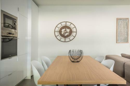 Modern Minimalist Villa Helias