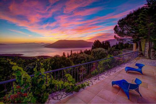 Katsarata Villa Sleeps 4 Pool Air Con Wifi
