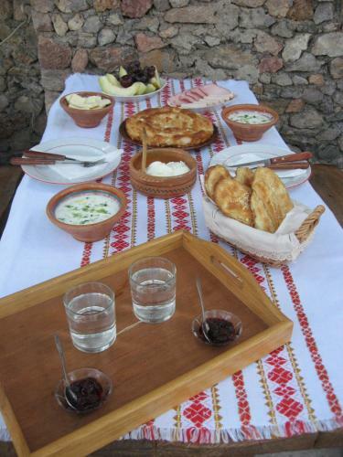 Hostal Robinson Sunset Guest House