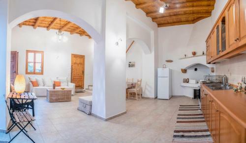 Luxury Maisonette Danai