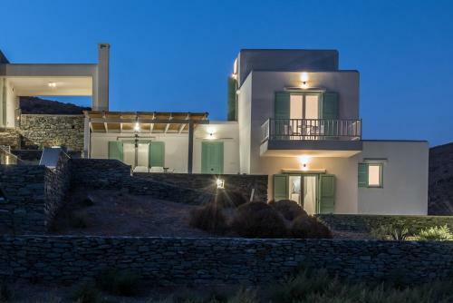 Eneos Kythnos Beach Villas-executive And Premium Villas