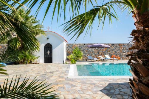 Kolympia Villa Sleeps 6 With Pool Air Con And Wifi