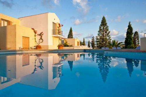 Villa Exclusive Crete Apartment Shared Pool Beach Location 1 Bdr Heraklion