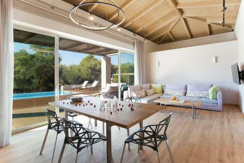 Villa Aggelos