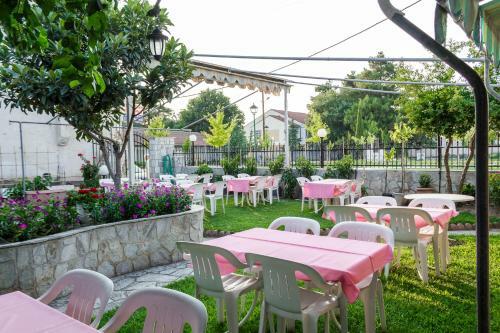 Hotel Finikas