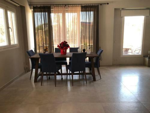 Apartamento Faidra's House
