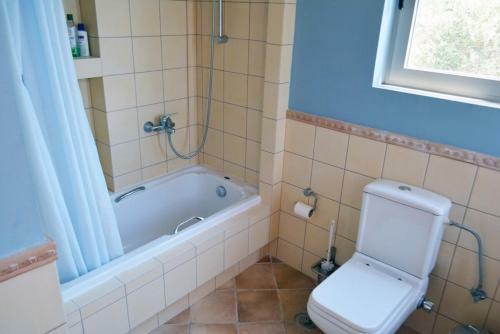Villa Pink House With Panoramic View To Porto Rafti