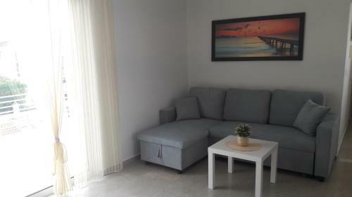 Loutraki Central Apartment