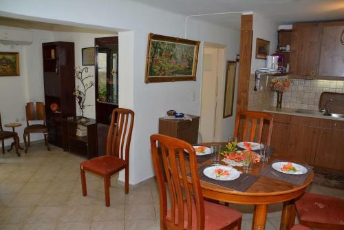 Traditional Summer House In Marmari