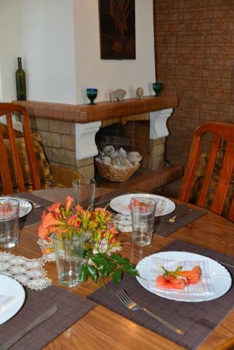 Traditional Summer House In Marmari