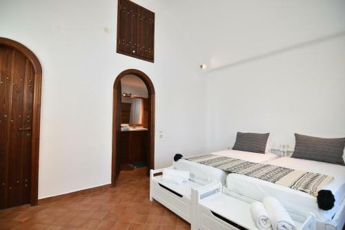 Cycladic Apartment