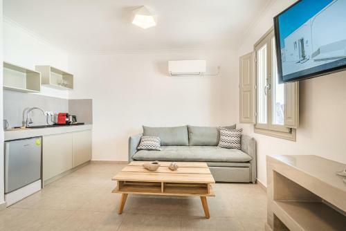 Hotel Caldera Stories Private Suites