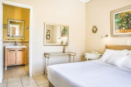 Kato Kateleios Villa Sleeps 6 Pool Air Con Wifi