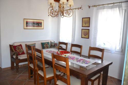 Bungalow In Ano Mera Village , Mykonos