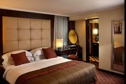 Hotel Raouche Arjaan By Rotana