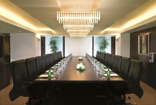 Hotel Raouche Arjaan By Rotana
