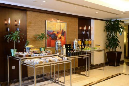 Hotel Raouche Arjaan By Rotana