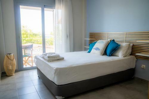 Ammos Seafront Family Apartments
