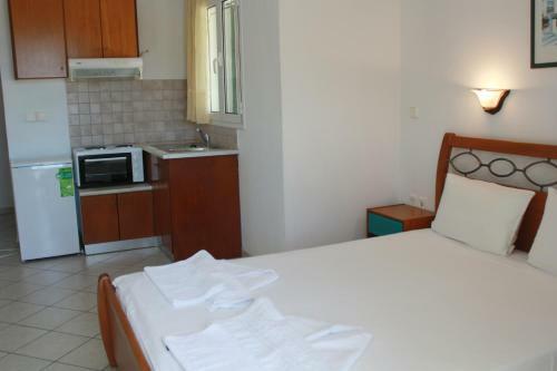 Hostal Aliki Studios