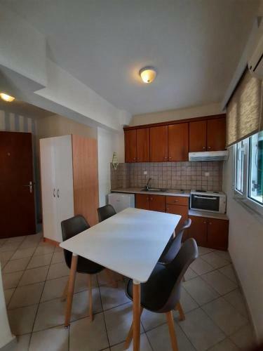 Hostal Aliki Studios