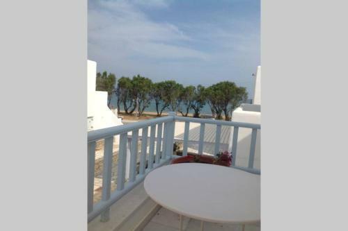 Fairy-tale Seafront Cycladic Home