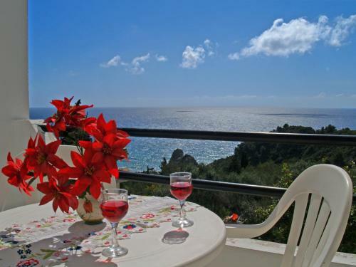 Apartments In Pelekas Beach With Pool Adonis