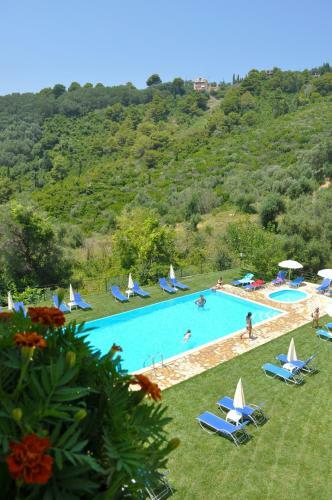 Apartamento Luxus Ferienwohnung In Pelekas Strand Mit Pool Adonis