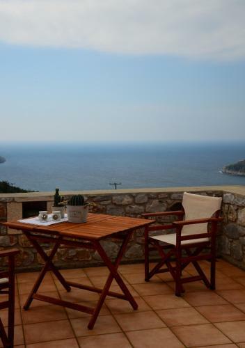 Hostal Focalion Castle Luxury Suites