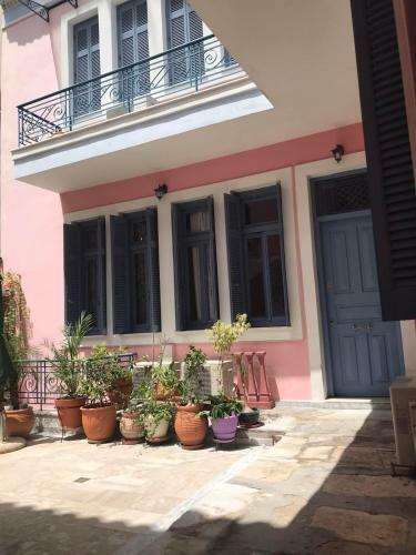Apartamento Neoclassical House In Central Piraeus