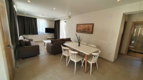 Perithia Suites
