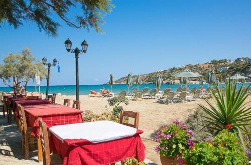 Plaka Villa Sleeps 6 Pool Air Con Wifi