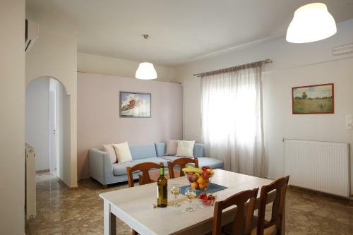 Spacious Apartment In Plakias