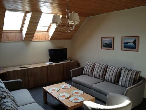 Hostal Molo U?eiga Inn