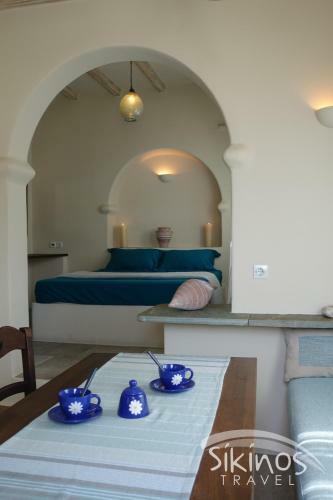 Traditional Apartment In Kastro